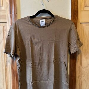 Zara Men's Tan Short Sleeve Tee